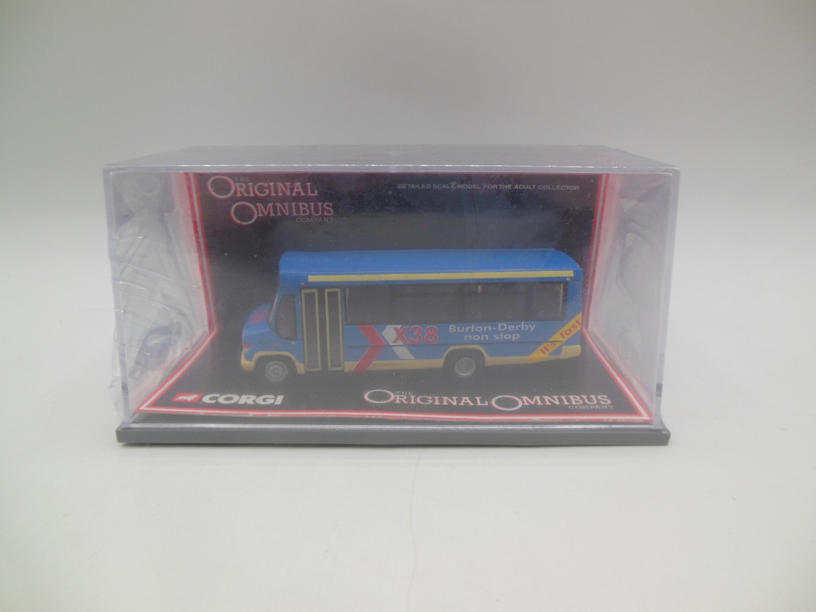 Corgi OOC 43406 Plaxton Beaver 2 Trent Buses Route X38 Dest Burton 1:76 scale