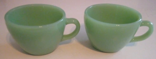 2 VTG ANCHOR HOCKING JADITE FIRE KING C HANDLE COFFEE/TEA CUPS RESTAURANT WARE