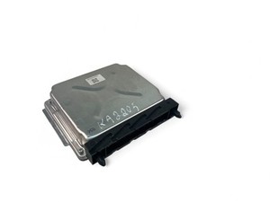 VOLVO V70 II SW Motorsteuergerät ECU 30684877A 2004 30343470