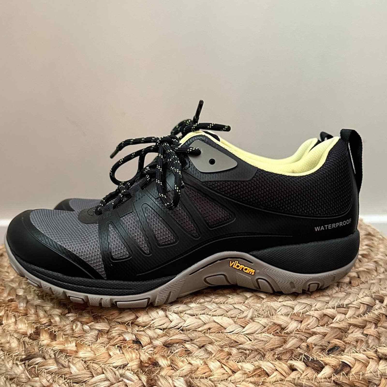 Dansko Phylicia Waterproof Sport Walking Shoes SZ 37 … Gem
