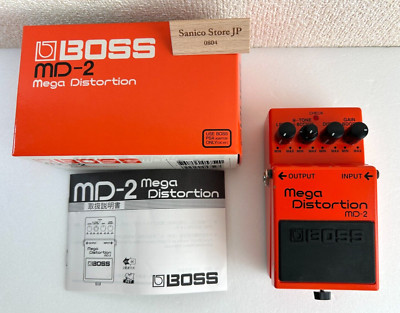 BOSS MD-2 Mega Distortion Guitar Effects Pedal Used Tested working w/box