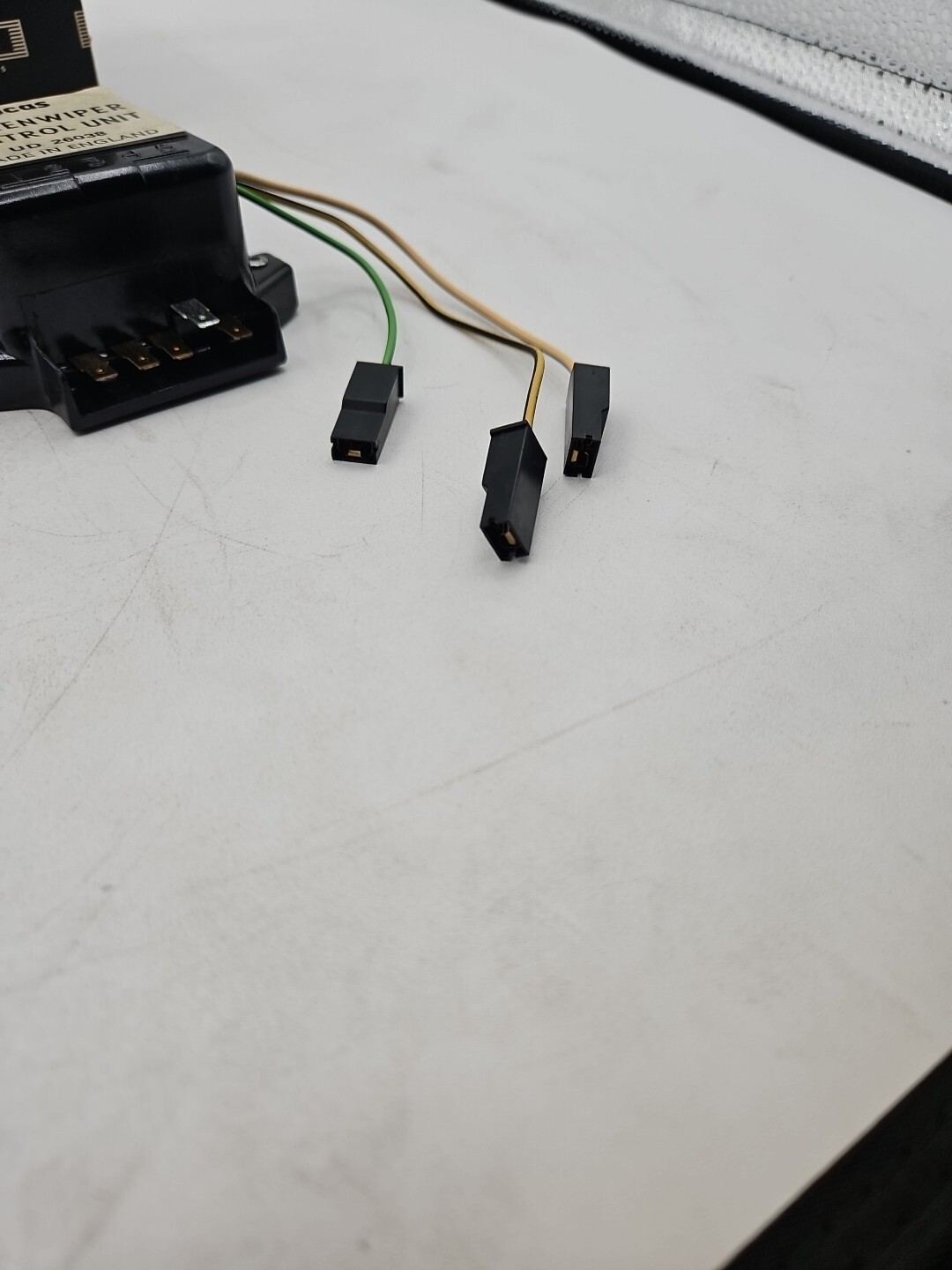 1984 - 86 ROLLS ROYCE  & BENTLEY SCREEN WIPE ECU UD26038