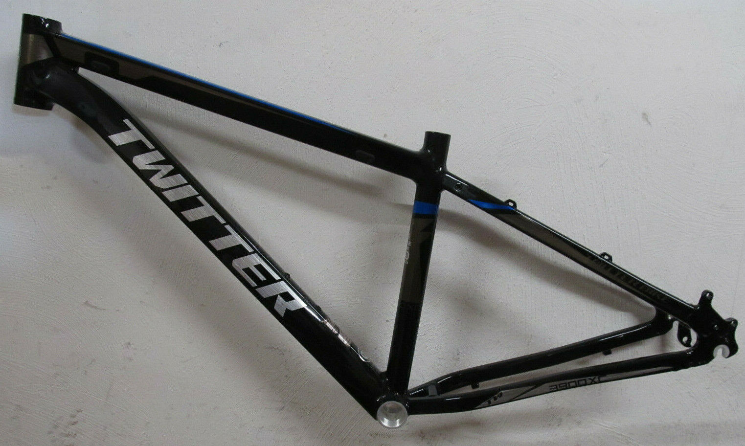 Twitter XC3900 MTB Frame Disc Only 15 3/8in Black-Blue 1845gramm New 26"