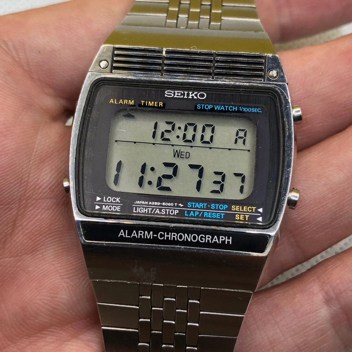 SEIKO A259-5070 JAPAN VINTAGE ALARM CHRONOGRAPH WATCH