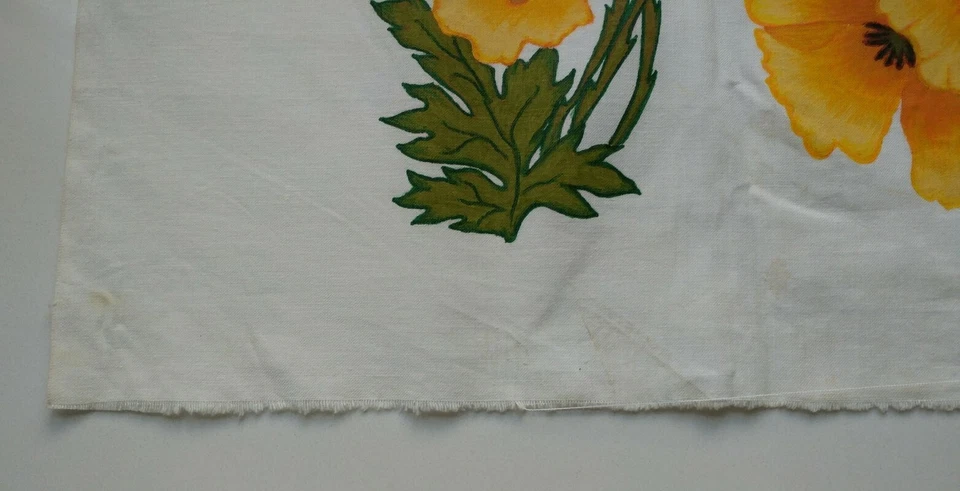 4 Square Vintage 18" x18" Linen Pre Cut Fabric Hand Painted  Pattern Flowers Lot - Image 3 of 4