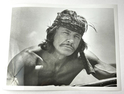 Charles Bronson ''Chato's Land'' 1974 Press Photo Original Vintage