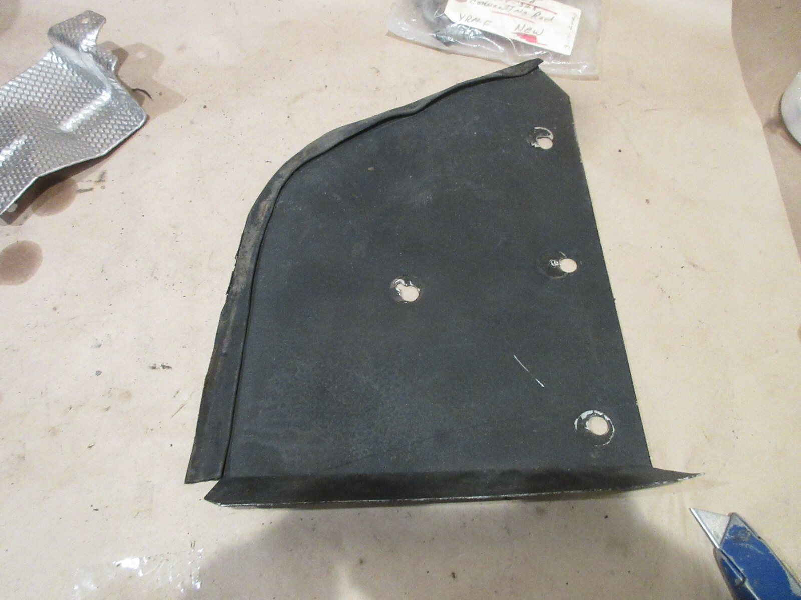 Ferrari 208,308 LH Front Gravel Guard Standard P/N 60298403