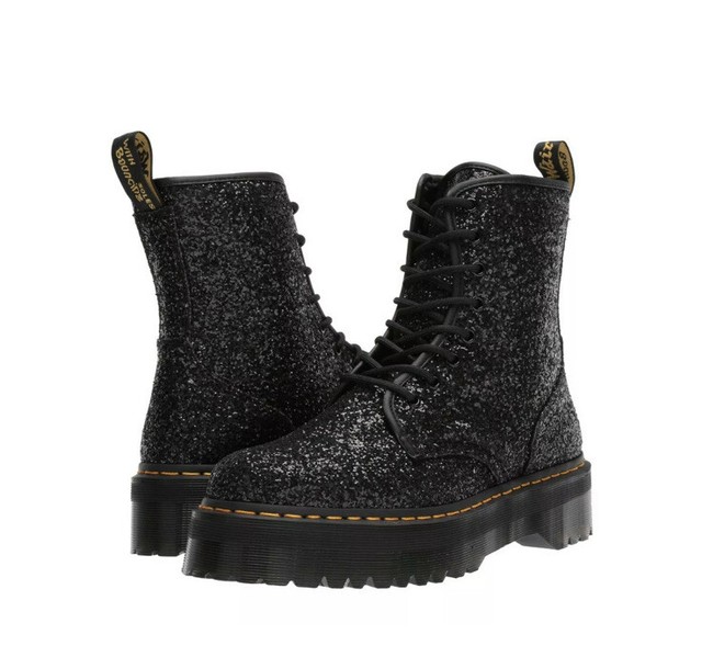 dr martens black will desert boots