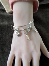 Keys &Locks Themed Expandable Adjustable Bangle Wire Bracelet