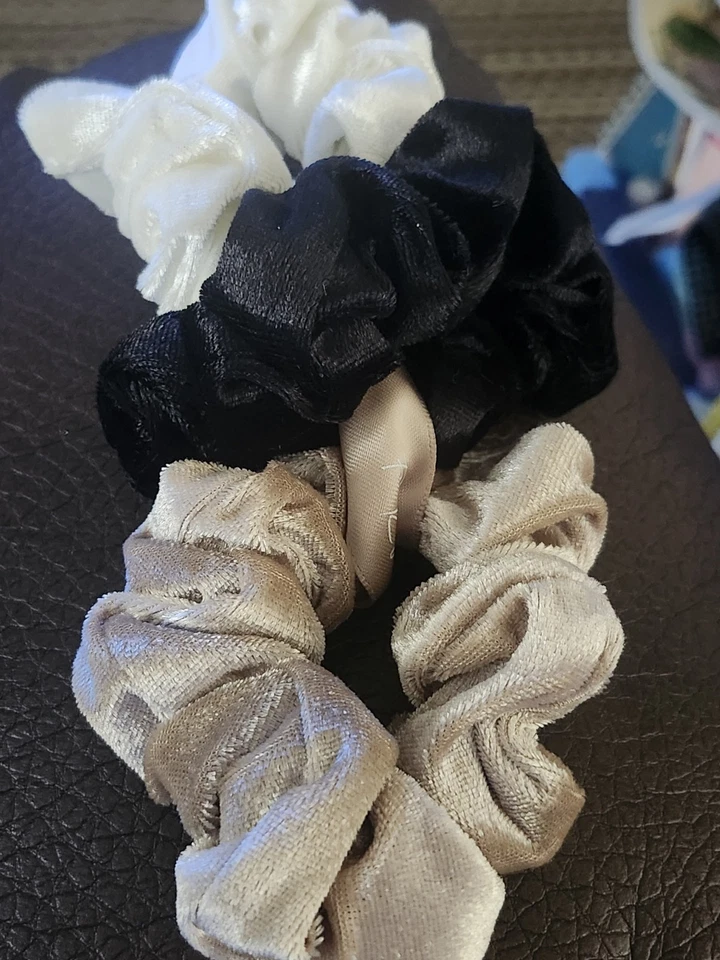 Велюр волос Scrunchies новый набор из 3 черный белый бежевый - Изображение 2 из 4