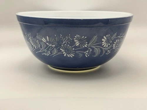 Pyrex Colonial Mist 403 Blue Pyrex Bowl Vintage Daisy Floral USA
