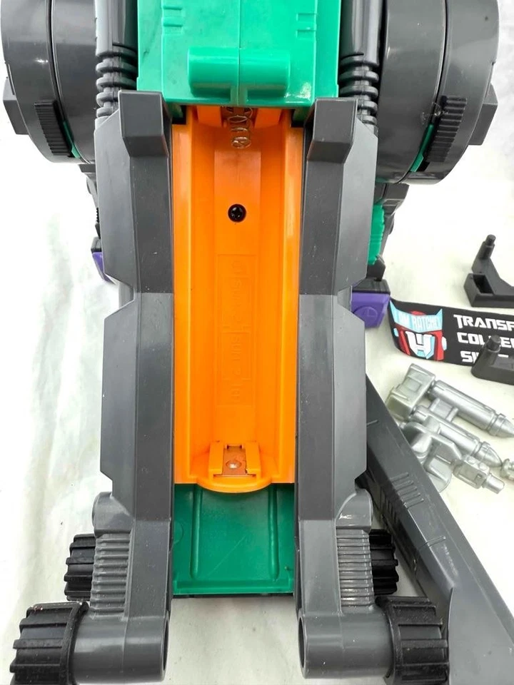 Transformers Original G1 1986 City Trypticon Complete - Image 3 of 4