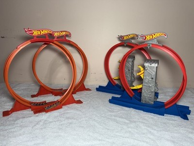 2013 Hot Wheels Total Turbo Takeover 2 Loop Tower Plus 2 Orange Loops