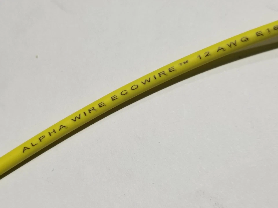 Alambre de conexión de cobre estañado Alpha Wire 6718 #12awg EcoWire mPPE 600 V amarillo/25 pies Foto 2 de 4