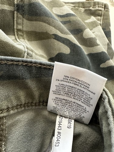 Minifalda Express para mujer talla 10 verde camuflado bolsillos elásticos con botones altos - Imagen 12 de 12