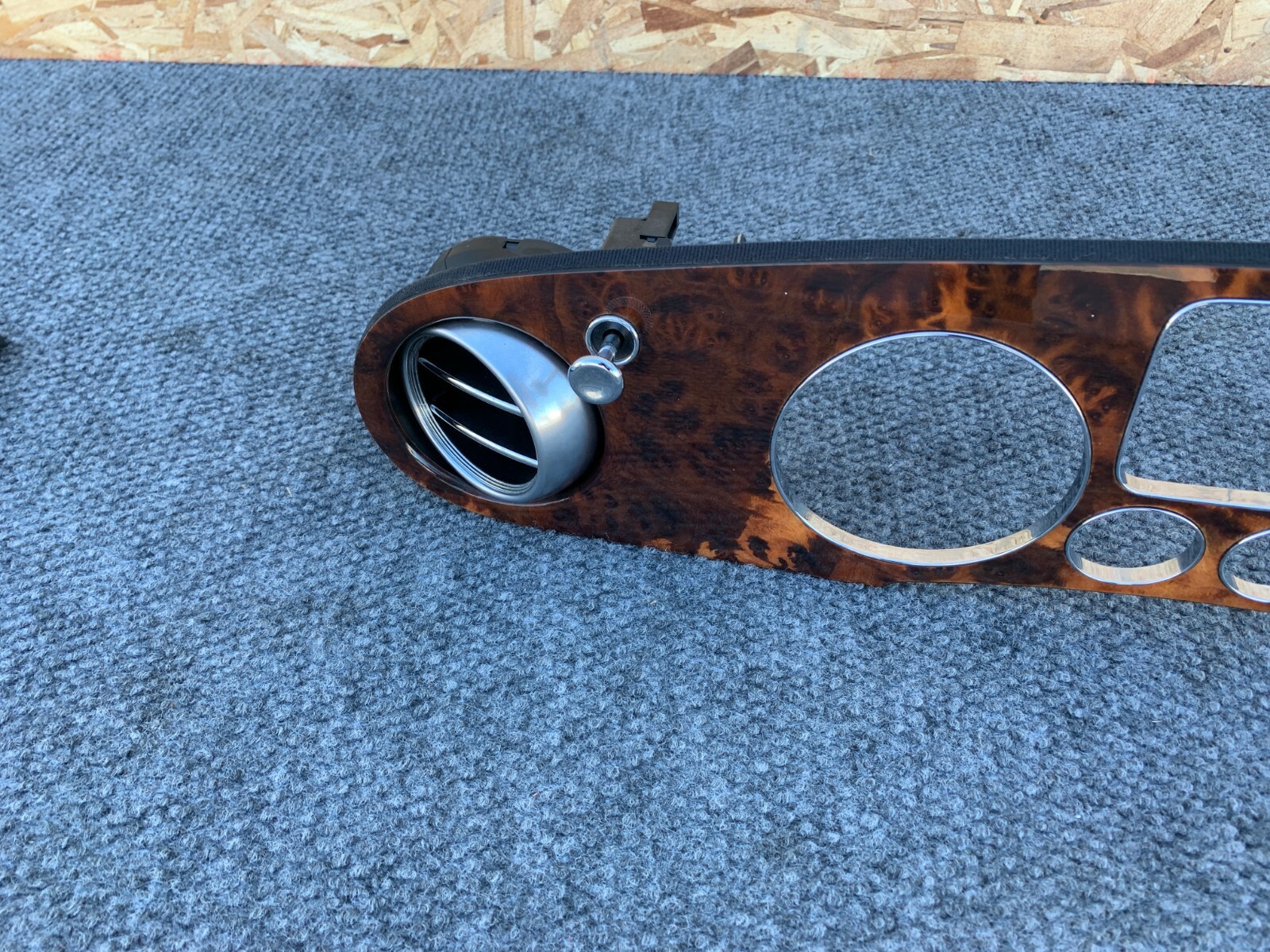 Bentley Continental GT 2004-2010 Air vent