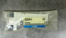 SMC VQ2200N-5 Solenoid Valve VQ2A54