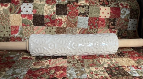 Ceramic Textured Floral Pattern Embossed Baking Rolling Pin Wooden Handles - Picture 2 of 5