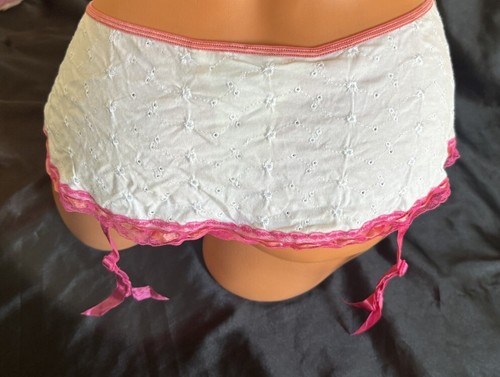 String blanc vintage années 1990 oeillet rose vif bordure dentelle jupe jarretière rampage taille L - Photo 4/9