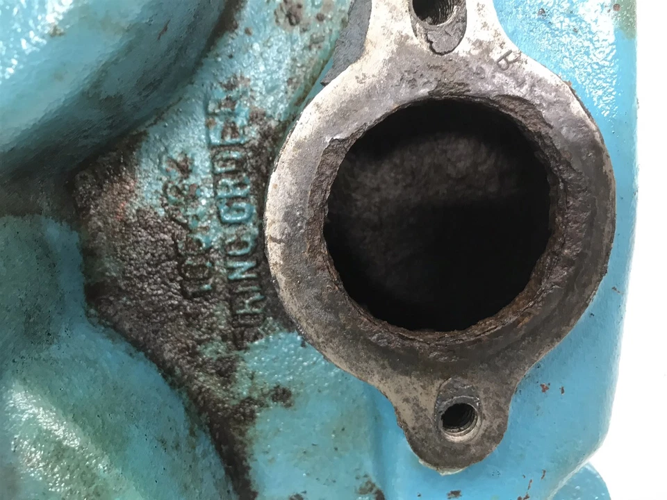 OMC 3.8 L GM V6 Stringer Boat Marine Engine 4 barrel intake manifold 910840 - Image 2 of 4