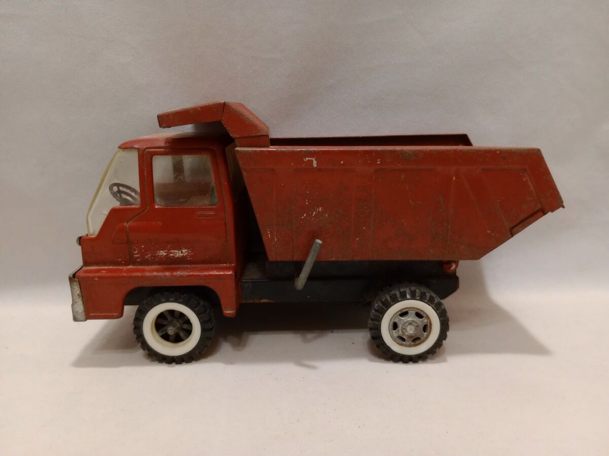 Vintage Tonka Cab over Truck (JAT) Vintage Tonka Cab over Truck (JAT)