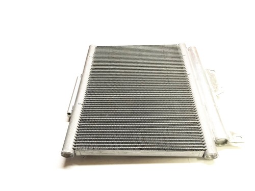 New denso Condenser 47392187 400-2068 - Picture 2 of 3