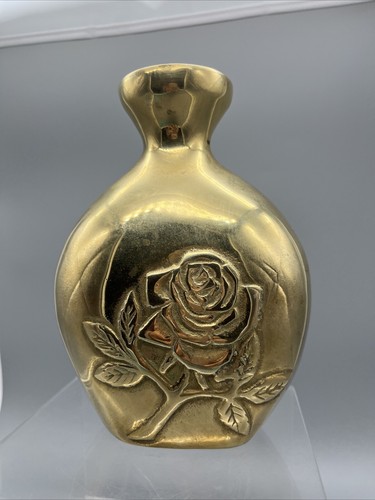 Vaso vintage in ottone fuso con rose incise pesante 7,25” x 5,25 vedi tutte le foto bello - Foto 4 di 8