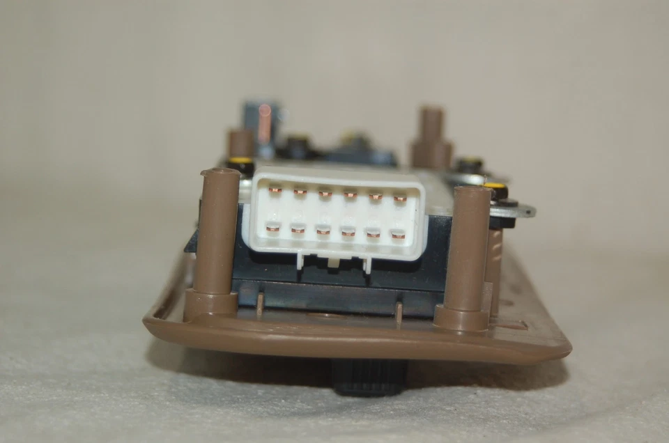 00-02 SUBURBAN TAHOE SILVERADO 8 vías pasajero derecho interruptor asiento eléctrico roble H2A17 Foto 3 de 3