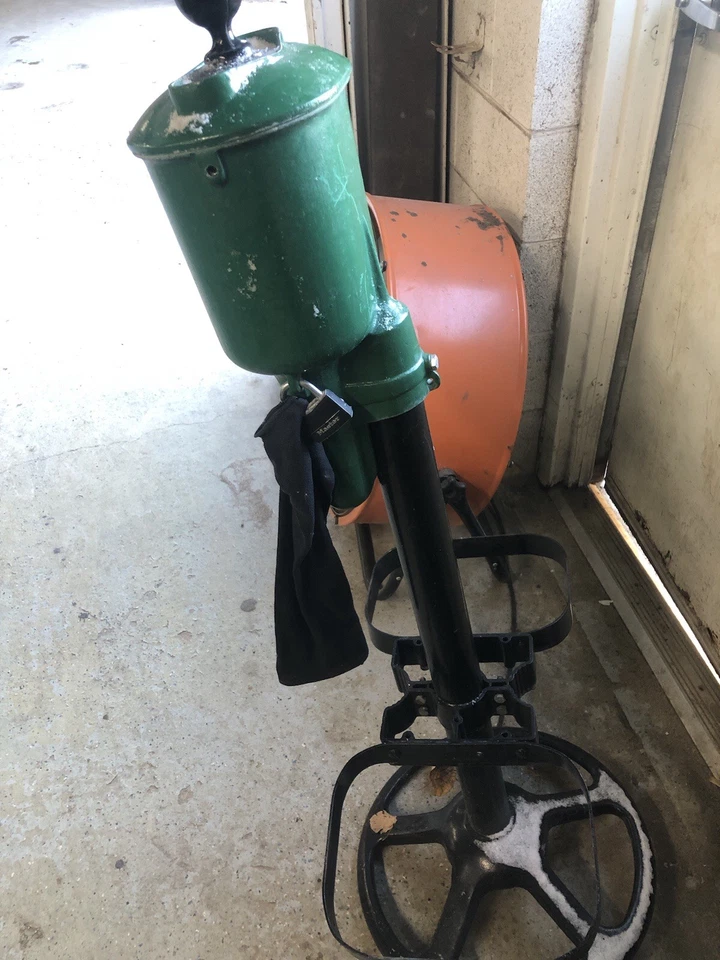 Lavadora de pelotas de golf Par Aide Deluxe  Foto 2 de 4