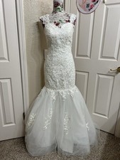 Elegant white lace wedding dress no brand size S