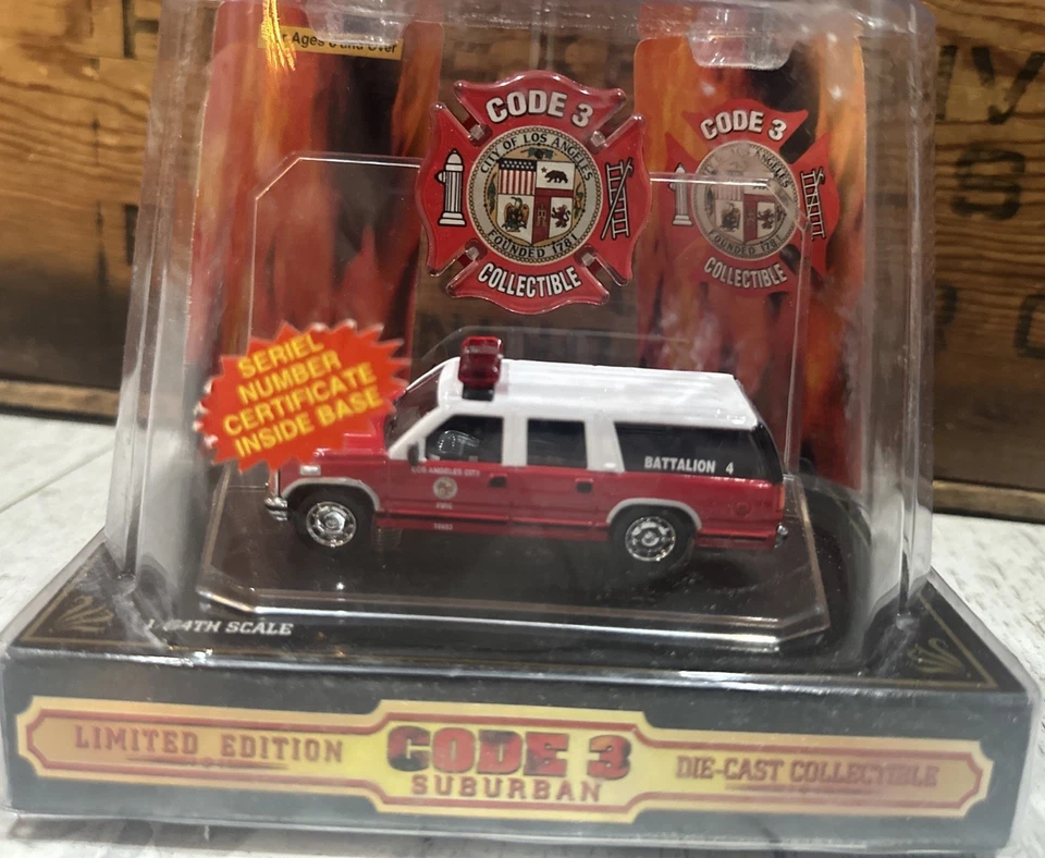 Code 3 Diecast Suburban City of Los Angeles Battalion 4 NIB 1:64 #12400  - Image 2 of 4