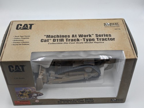 Norscot CAT D11R Track Type Tractor Machines At Work Series 1:50 Die-Cast 55179 - Picture 2 of 6