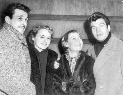 French actor Frank VILLARD wife left seen with Michele MORGAN husb- Old Photo