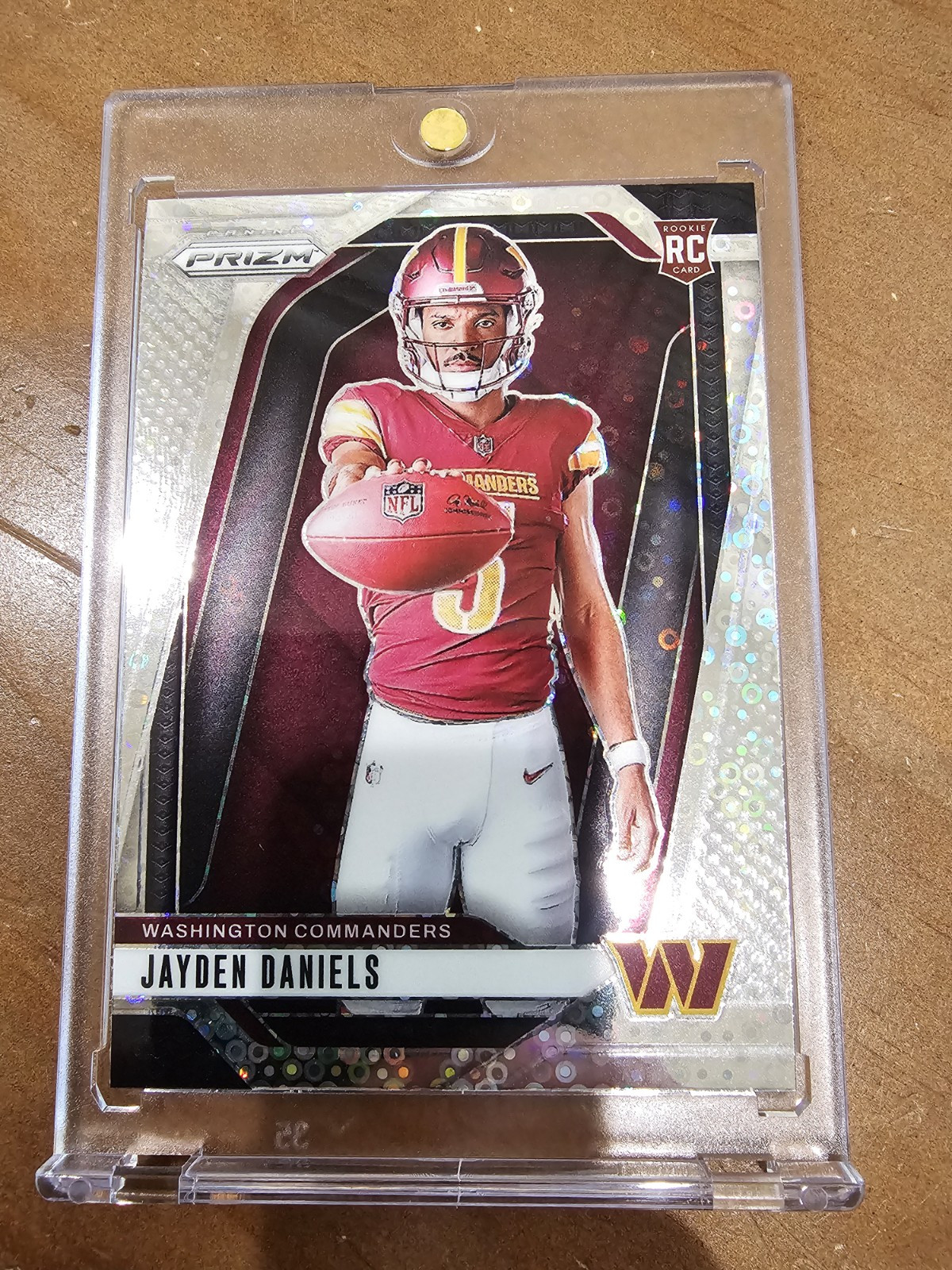 Jayden Daniels 2024 Panini Prizm Variation No Huddle Disco Commanders RC #17