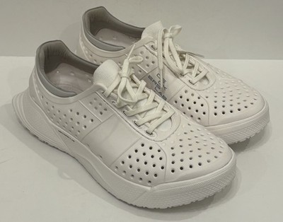 Deckers Lab X-Scape Baja Land And Water Sneaker Shoes White Women s 7.5 EUC