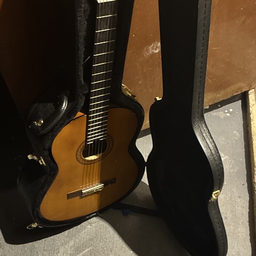Full Size Classical Guitar 6-String Right-Handed Brown Wood w/ Hard Case