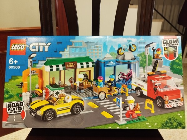 CALLE DE TIENDAS 60306 -LEGO CITY- NUEVO, PRECINTADO