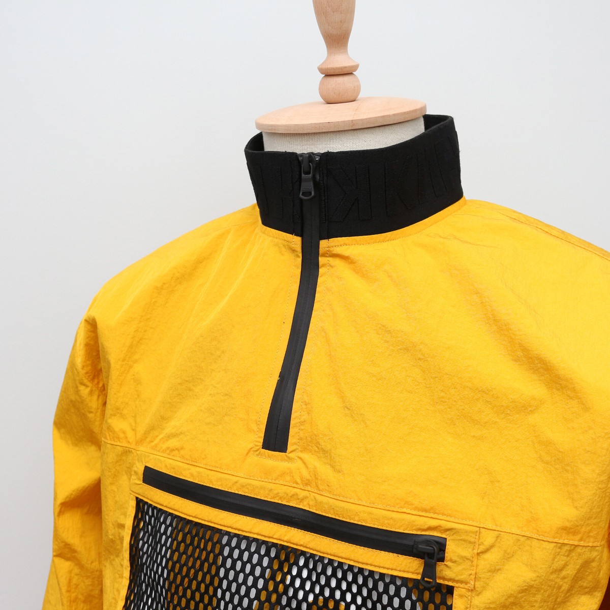 KITH ナイロン ジップアップジャケット グレー/イエロー KITH ナイロン