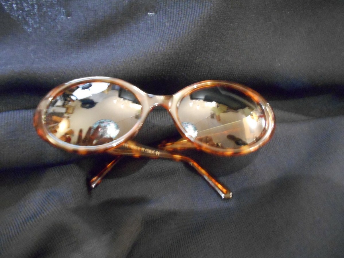 Saint John sunglasses ???ST. JOHN 90 main image 3