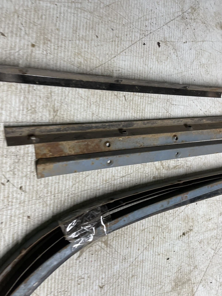 Plymouth Barracuda 1965-66 adorno mixto Foto 3 de 3