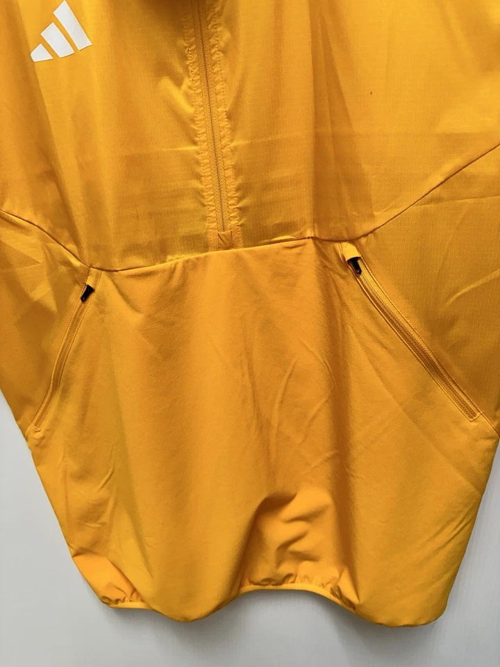 Adidas Jersey Para Hombre Talla Mediana Amarillo Lateral Chaqueta de Entrenamiento 1/4 Cremallera SS NUEVO CON ETIQUETAS Foto 4 de 4