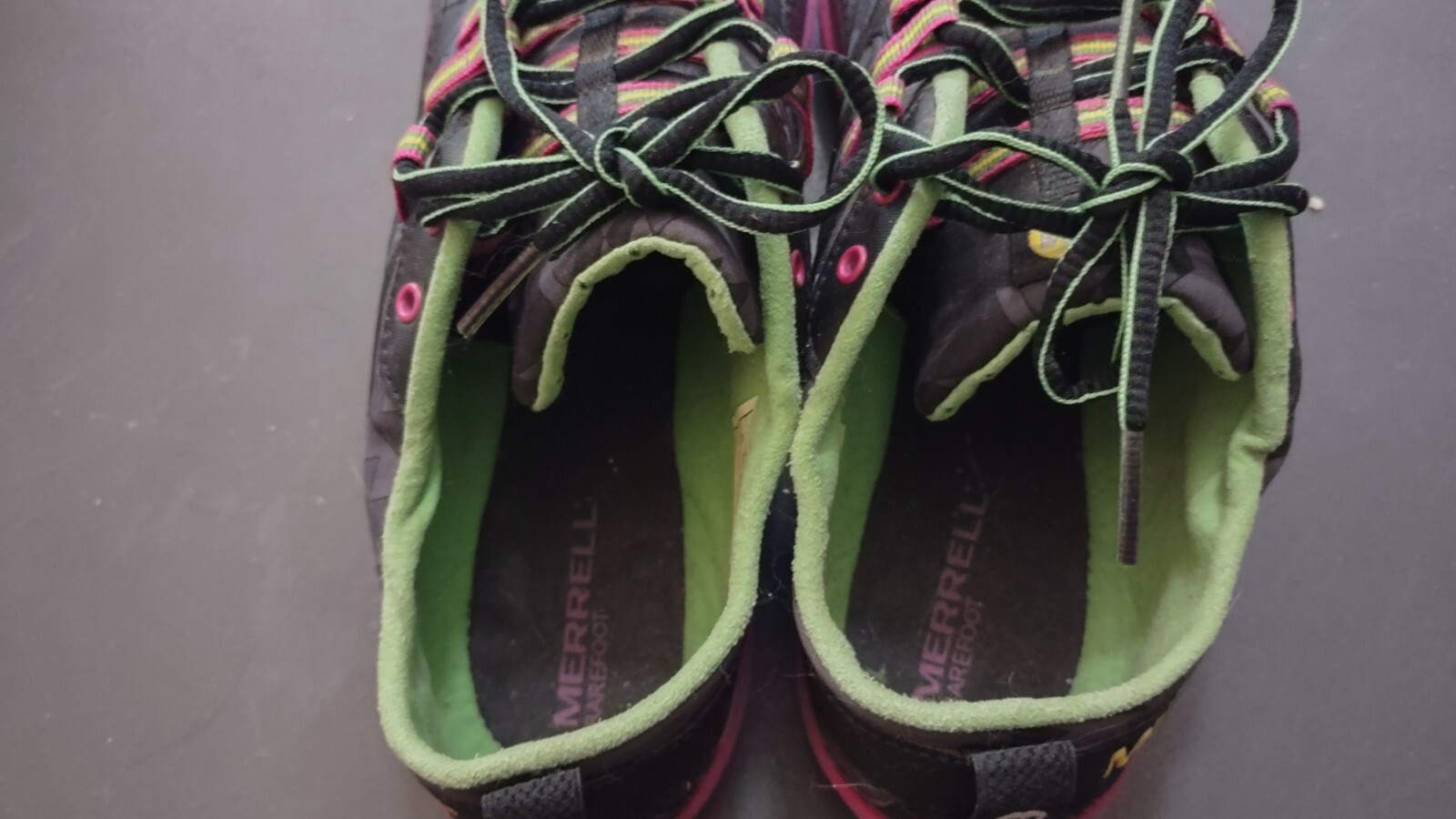 SAOLA Scarpe da corsa Merrell a piedi nudi donna taglia 11 usate suola Vibram