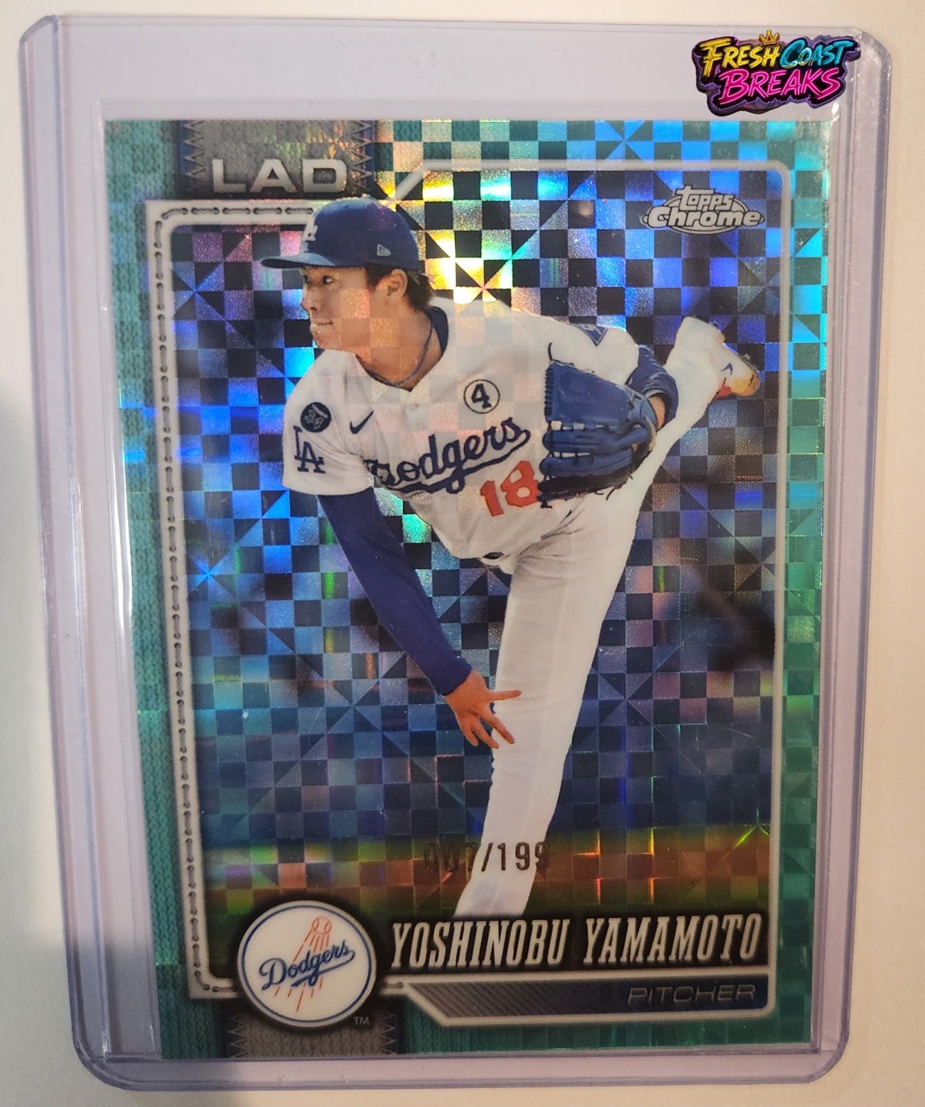 2026 Topps Chrome Baseball Yoshinobu Yamamoto Aqua X-Fractor /199