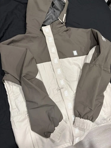 686 Men's Dojo Shell Jacket in the Tobacco Colorblock - product listing photo