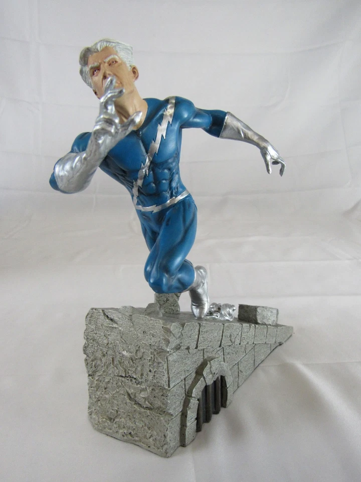 Diamond Select Marvel Avengers & Adversaries Quicksilver 8" Statue MIB LA545 - Image 3 of 4