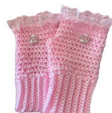 pink princess crochet gloves