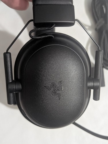 New Razer BlackShark V2 HyperSpeed Wireless Gaming Headset (No Box) - Picture 2 of 6