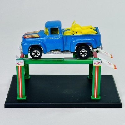 1979 Hot Wheels Hi-Tail Hauler Diecast Truck Blue Flames Both Motorcycles