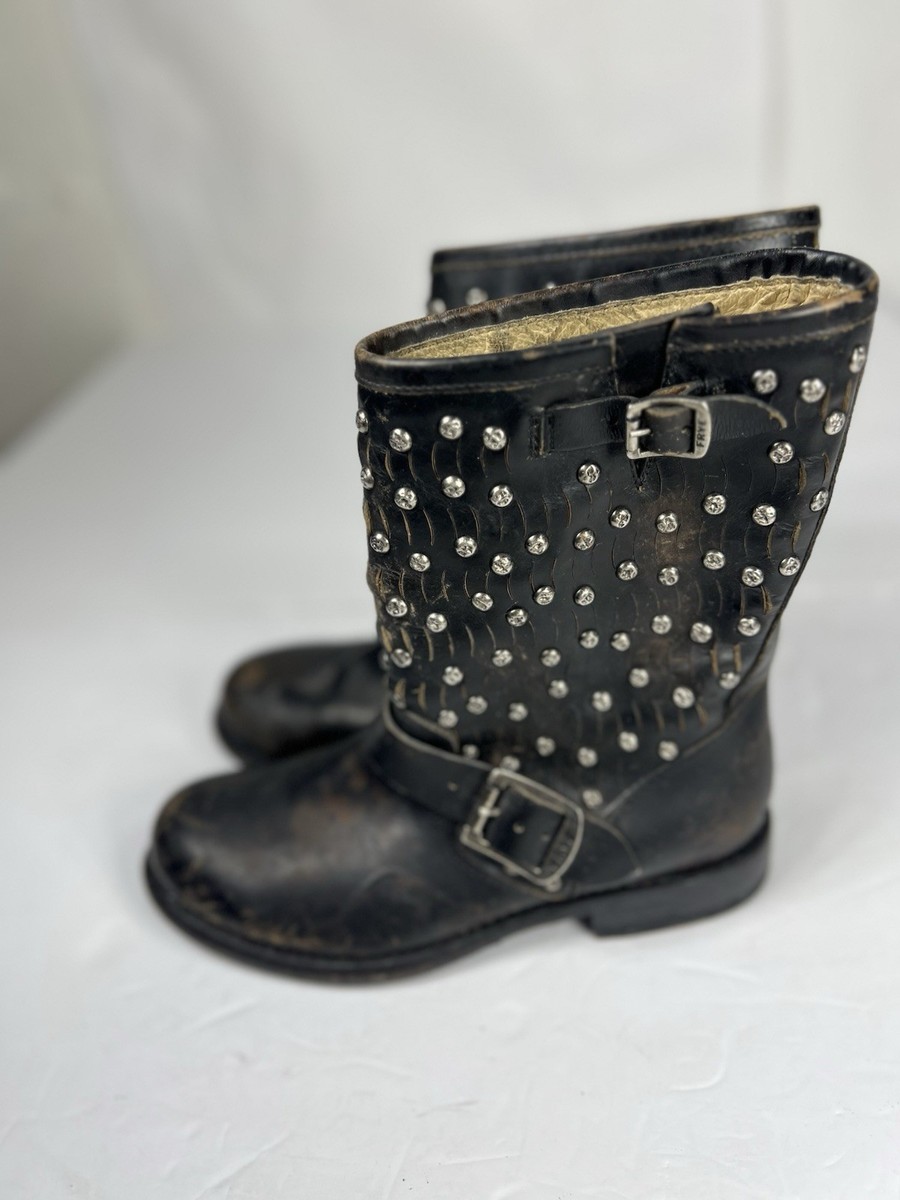 Frye Boots Jenna Biker Buckle Distressed Leather Stud Boots 6B Women’s
