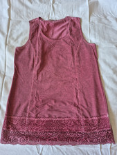 Tredy Damen Top mit Spitze, weinrot/beere, Gr...